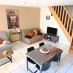 Le Namaste Charmante Maisonnette Climatisee De 45 M2 Daire Brasles